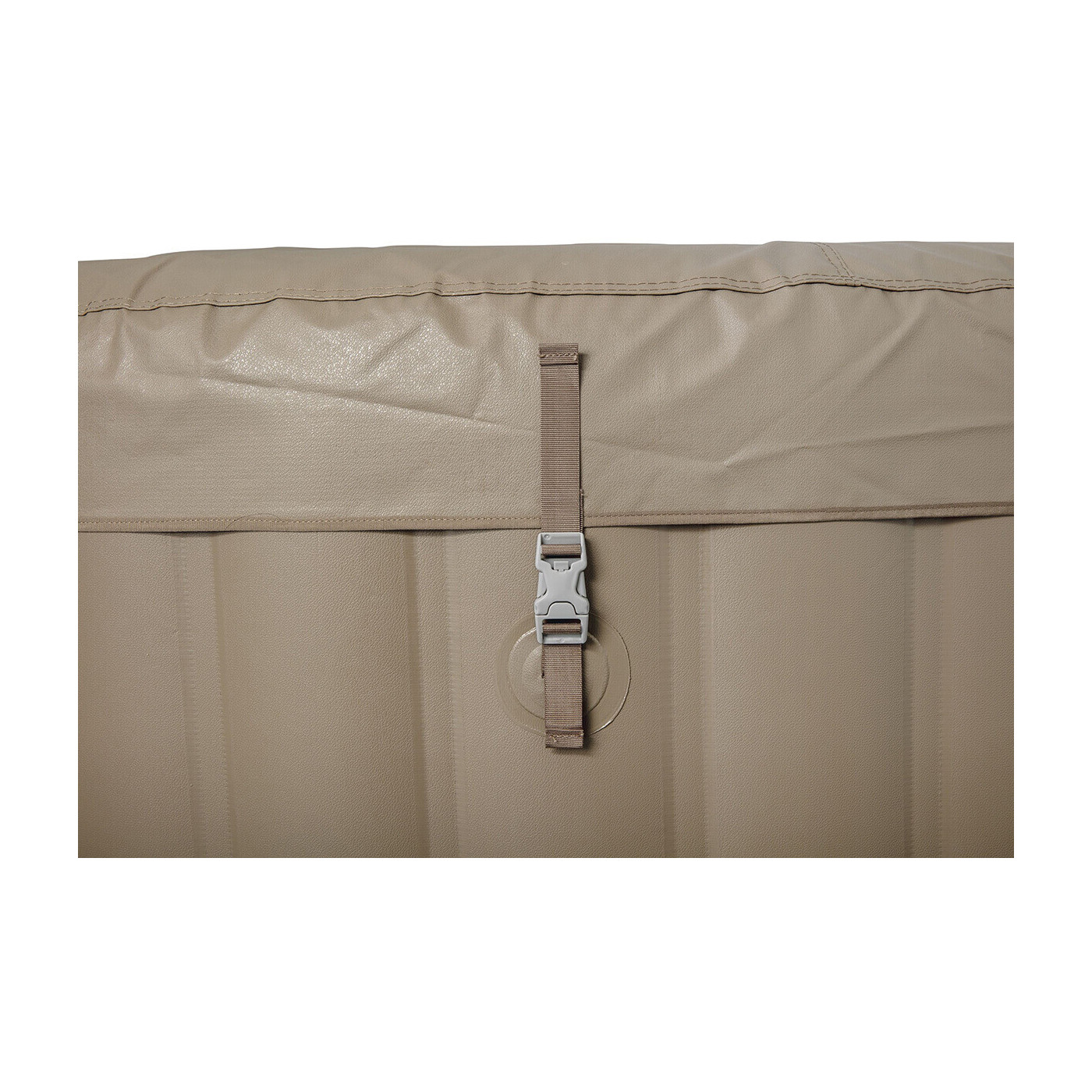 Widok na mocowanie pokrywy w jacuzzi