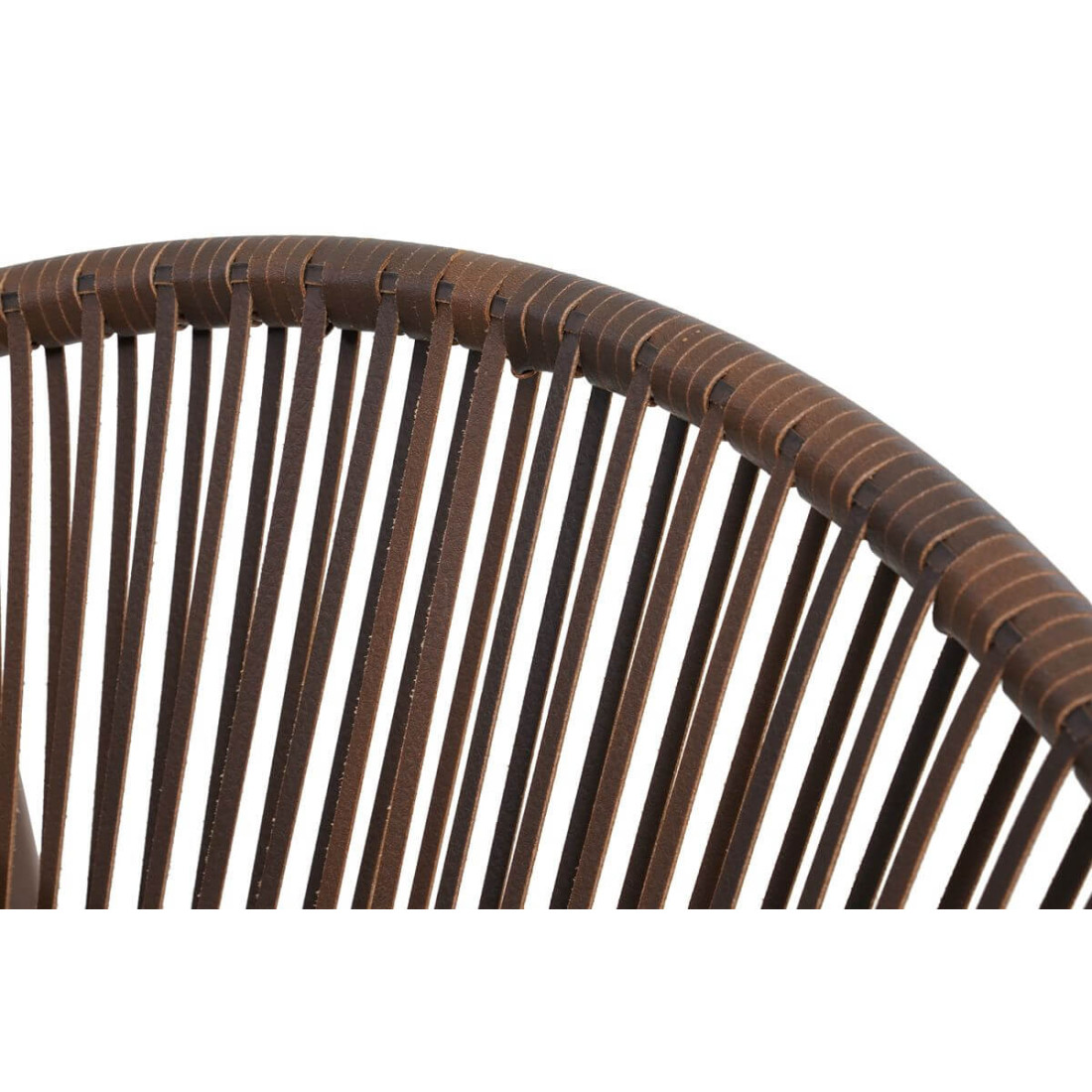 Zbliżenie splotu technorattanowego na fotelu Galla