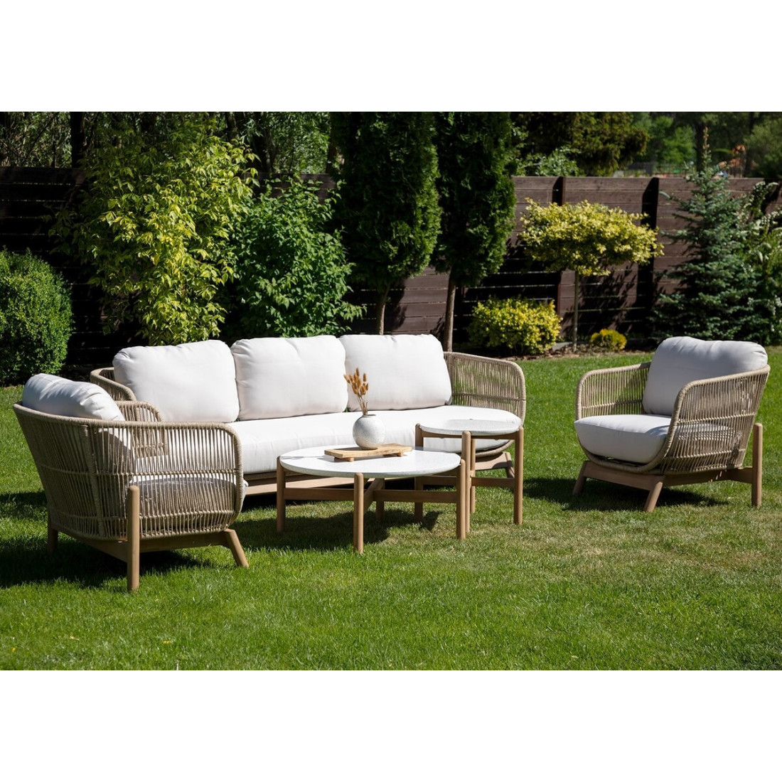 biały kamienny blat w stylu terazzo stolika z zestawu ankara max caffe