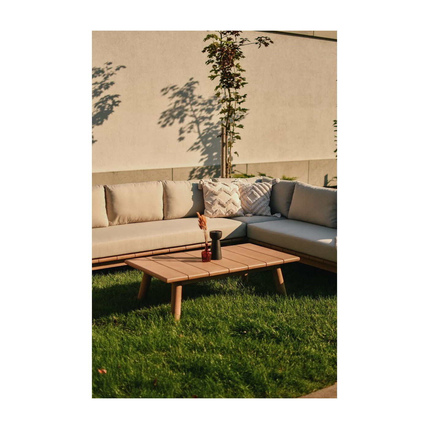 Tył modułu narożnego Miya