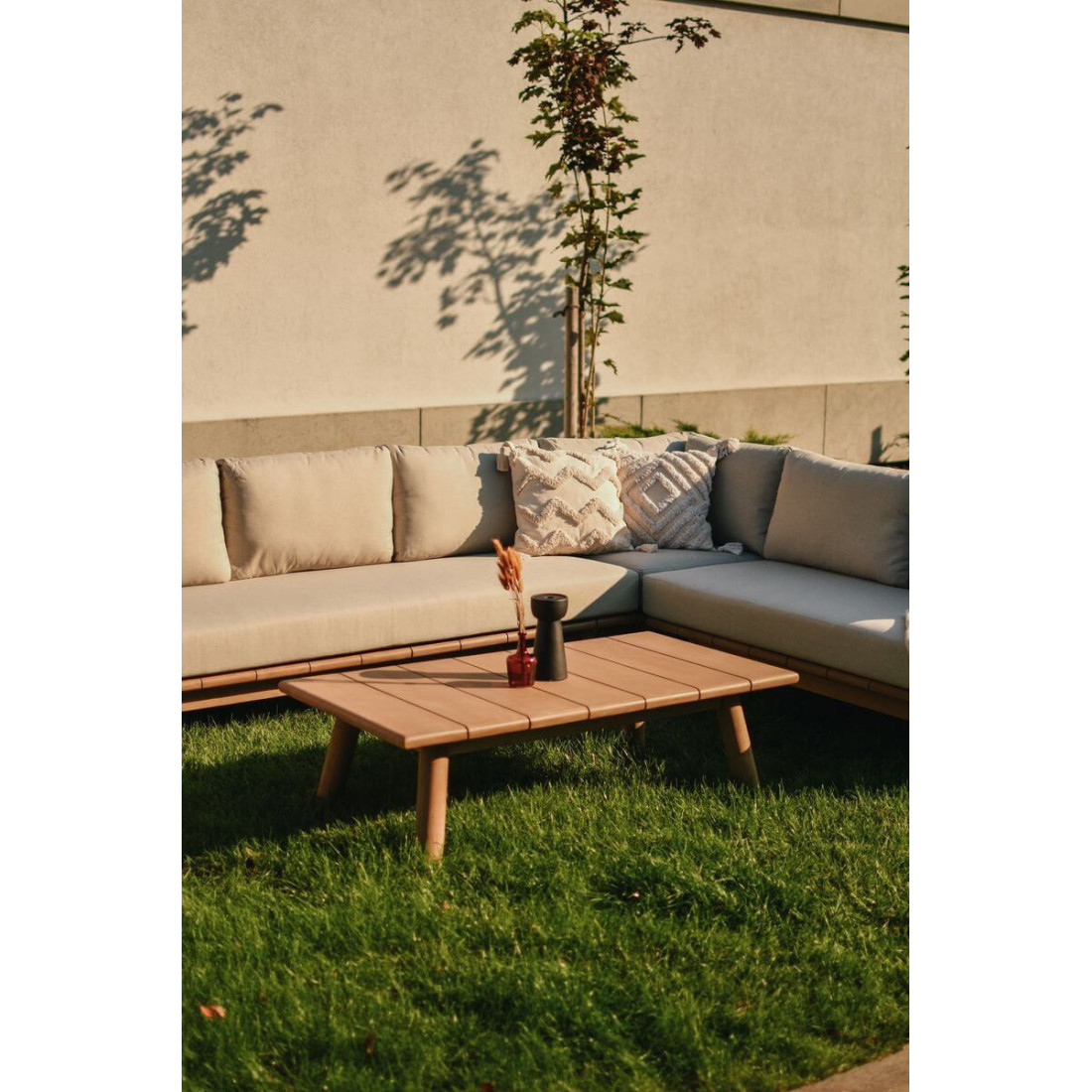 Tył modułu narożnego Miya