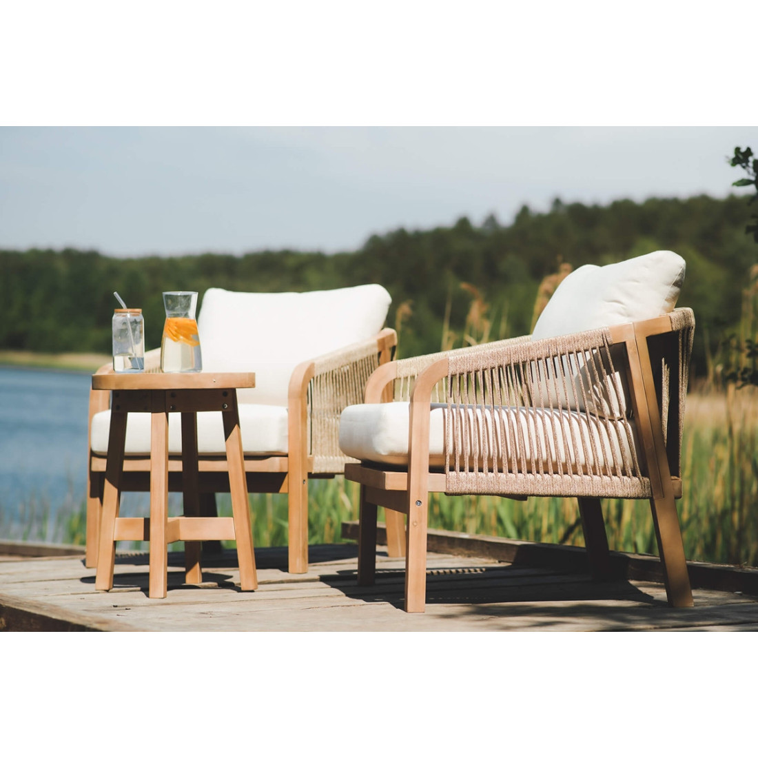 aranżacja drewnianego zestawu mebli na ogród marigold 2+1 na ogrodzie