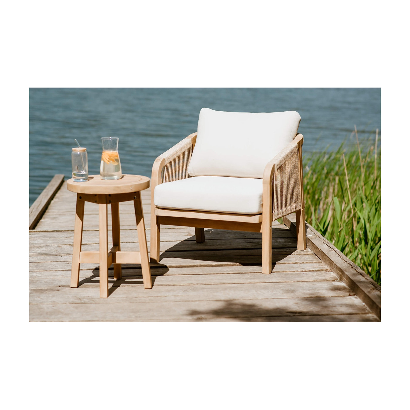 przód drewnianego fotela z zestawu marigold