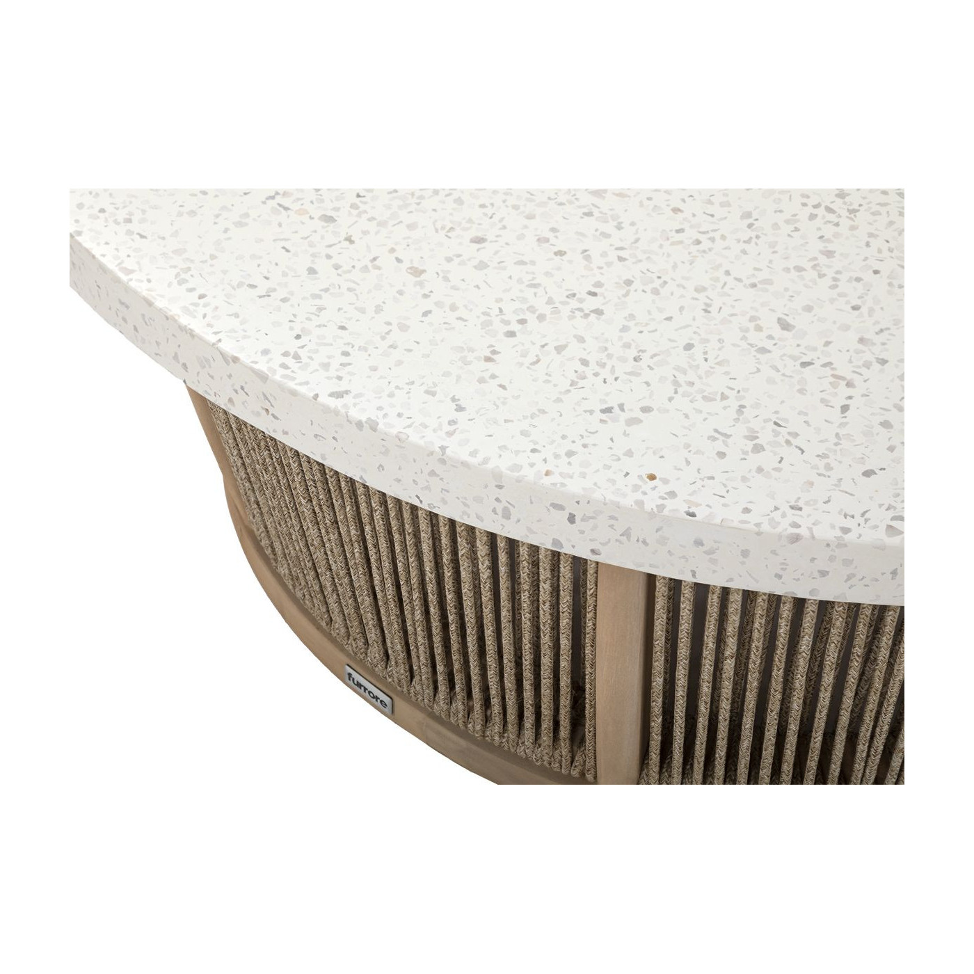 widok z góry na cementowy biały blat stołu collins w stylu 