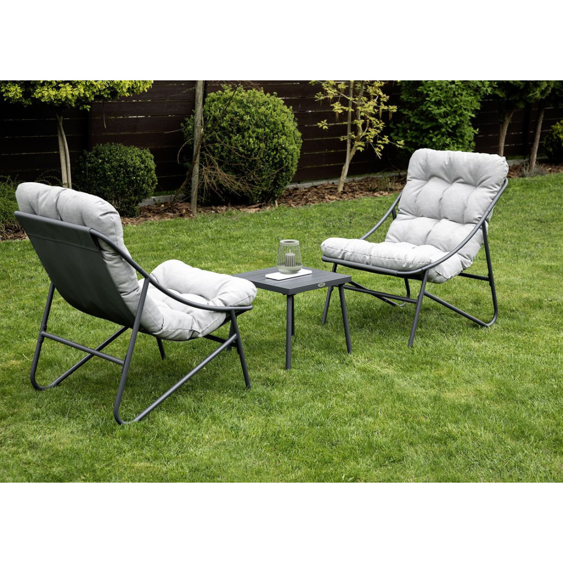 Aranżacja tarasowa z meblami Casper