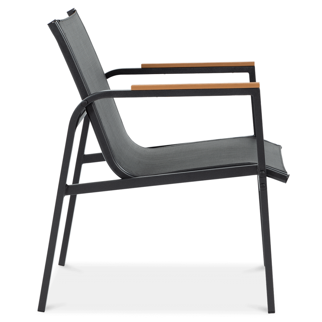 Widok na bok czarnego krzesła