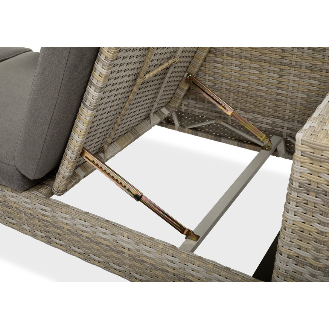 mechanizm regulacji oparcia w sofie willis caffe skonfigurowanej jako leżak