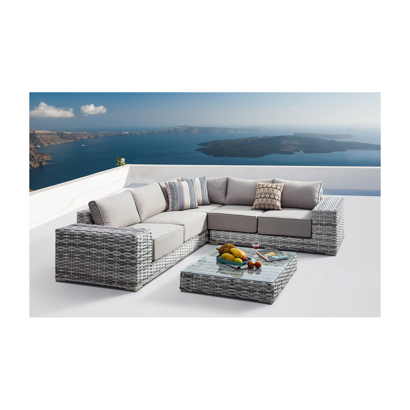 Wizualizacja mebli ustawionych na tarasie - narożnik i stolik wykonane z technorattanu