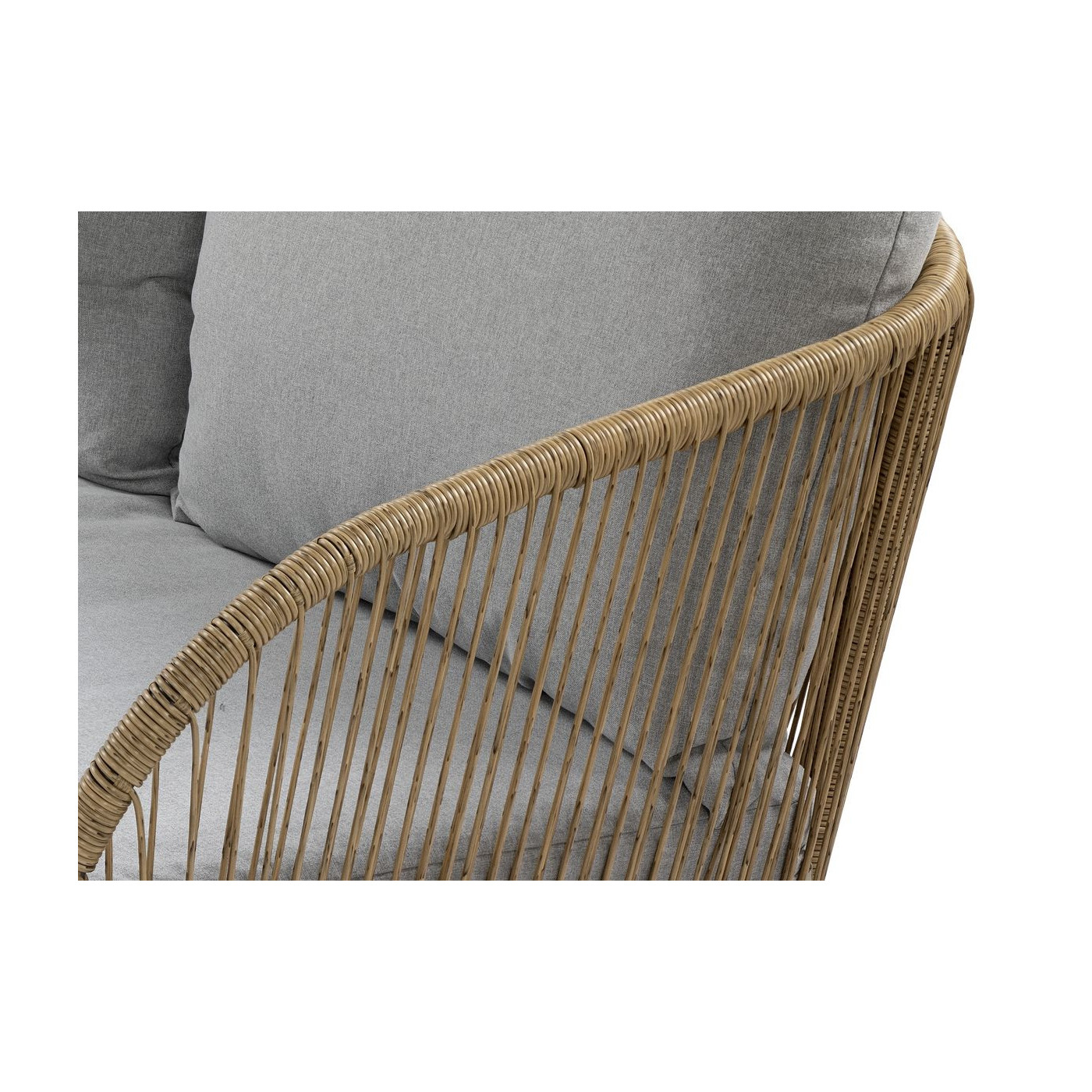 zbliżenie na podłokietnik opleciony sznurem w sofie z zestawu forte caffe