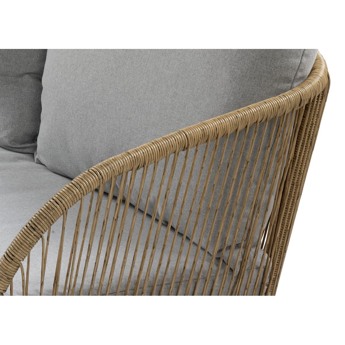 zbliżenie na podłokietnik opleciony sznurem w sofie z zestawu forte caffe