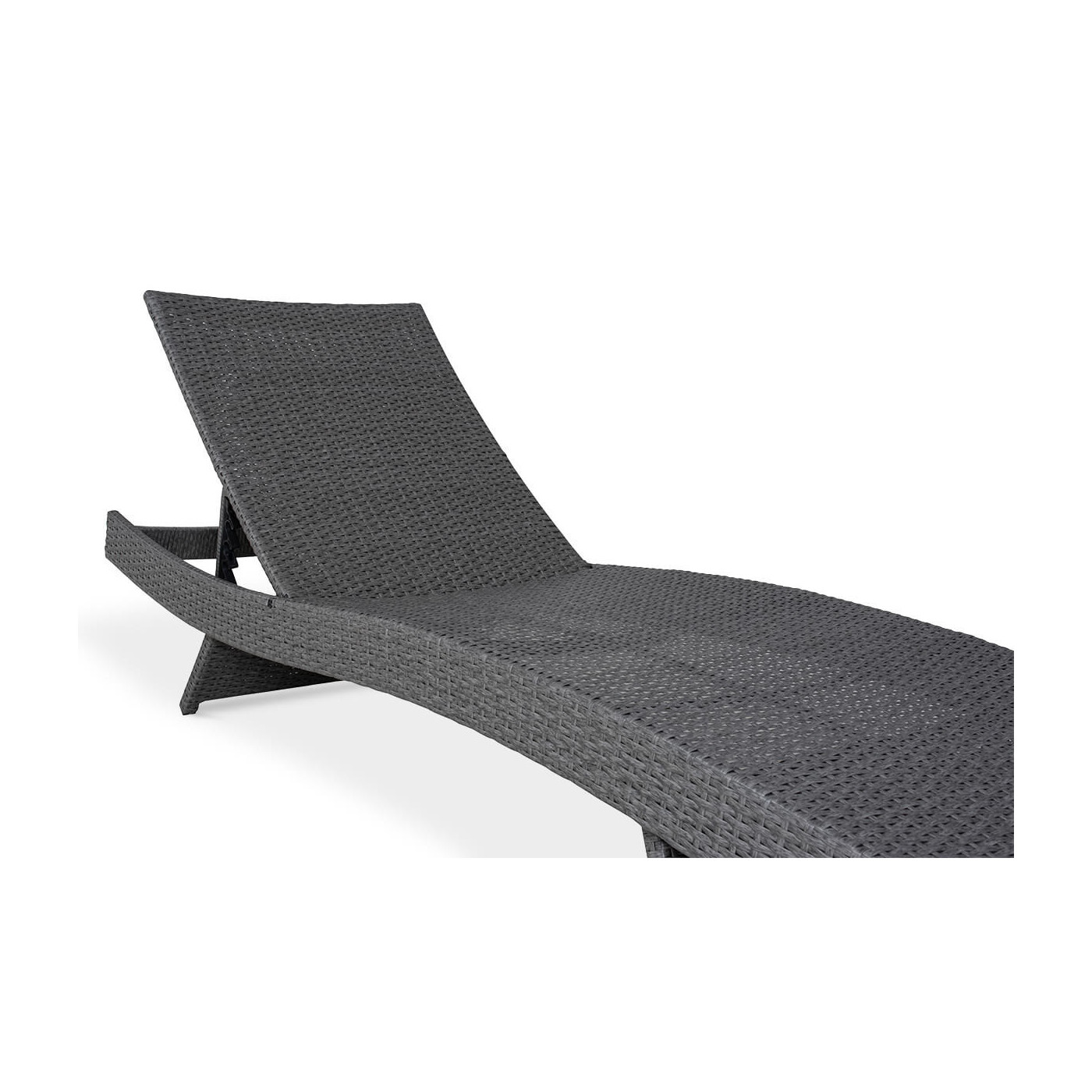 Zbliżenie na materiał - technorattan z jakiego wykonano leżak