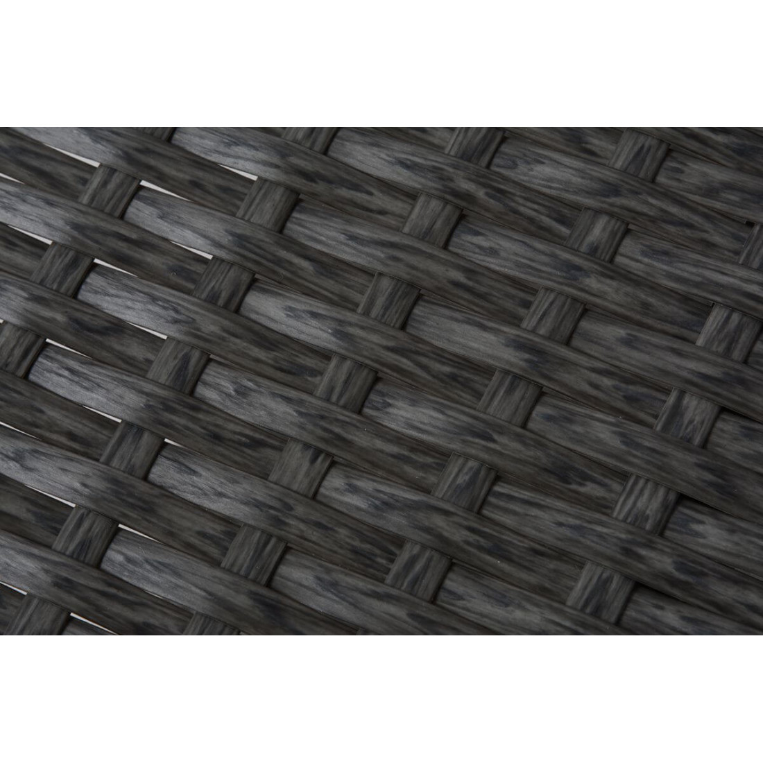 Zbliżenie na materiał - technorattan z jakiego został wykonany stół Premio od firmy Focus Garden