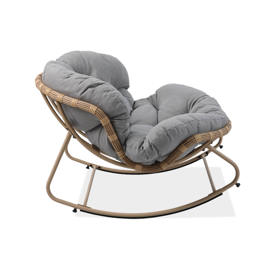 Widok z boku na fotel bujany