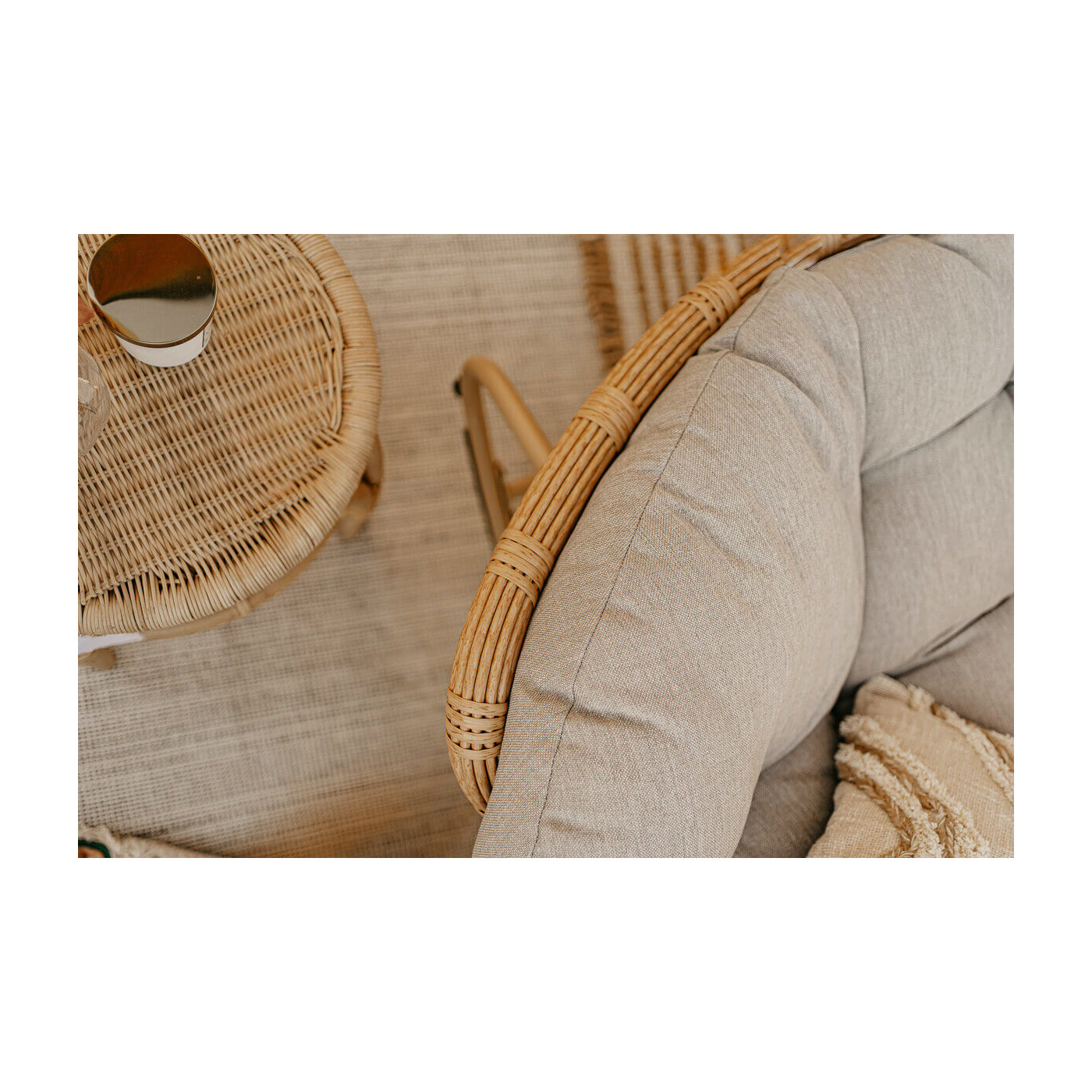 Widok z góry na wykonanie fotela ogrodowego