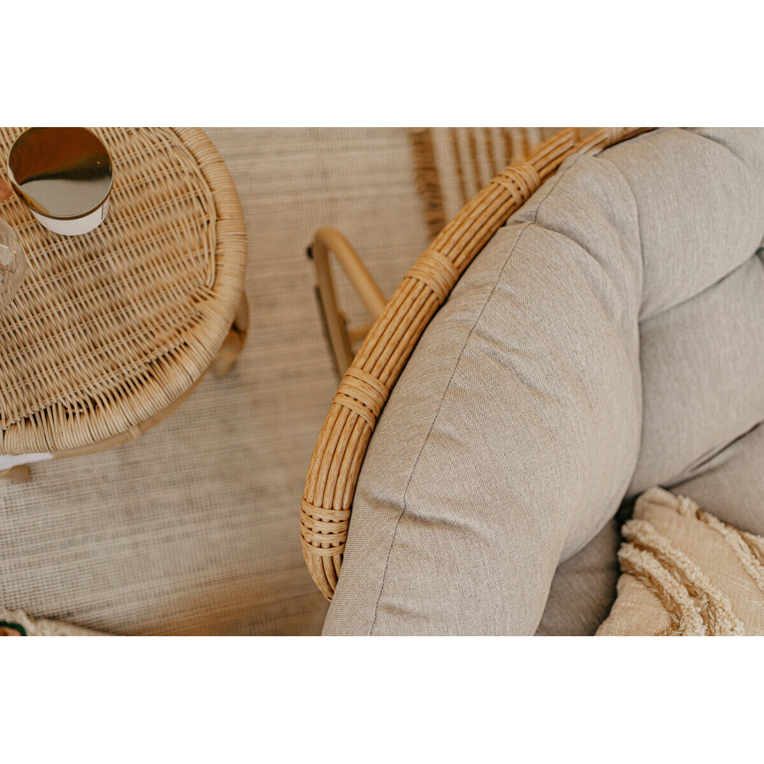 Widok z góry na wykonanie fotela ogrodowego