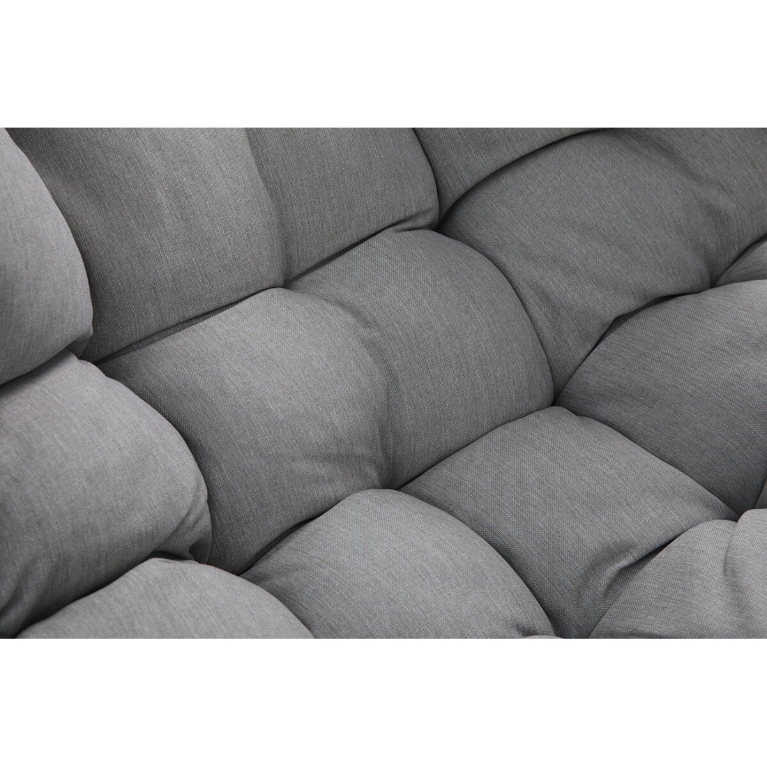 Widok na wygodne poduszki siedziska fotela bujanego Rodos