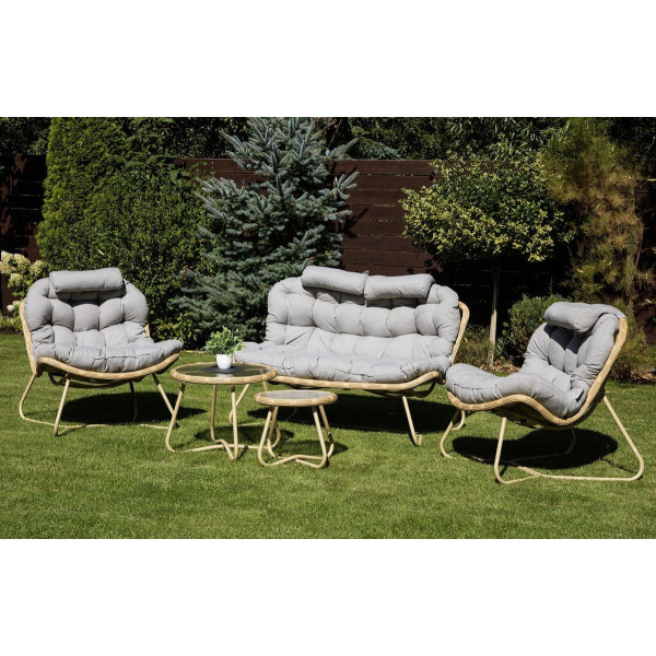 Aranżacja sofy, foteli i stolików z zestawu RODOS CAFFE Natural/Light Grey na tarasie