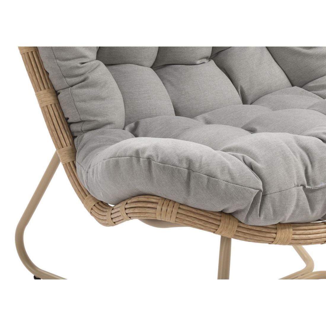 zbliżenie na grube szare poduszki z zestawu rodos