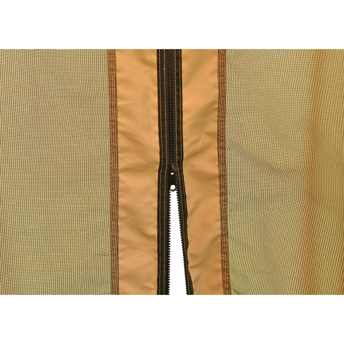 Widok na zapinanie moskitiery