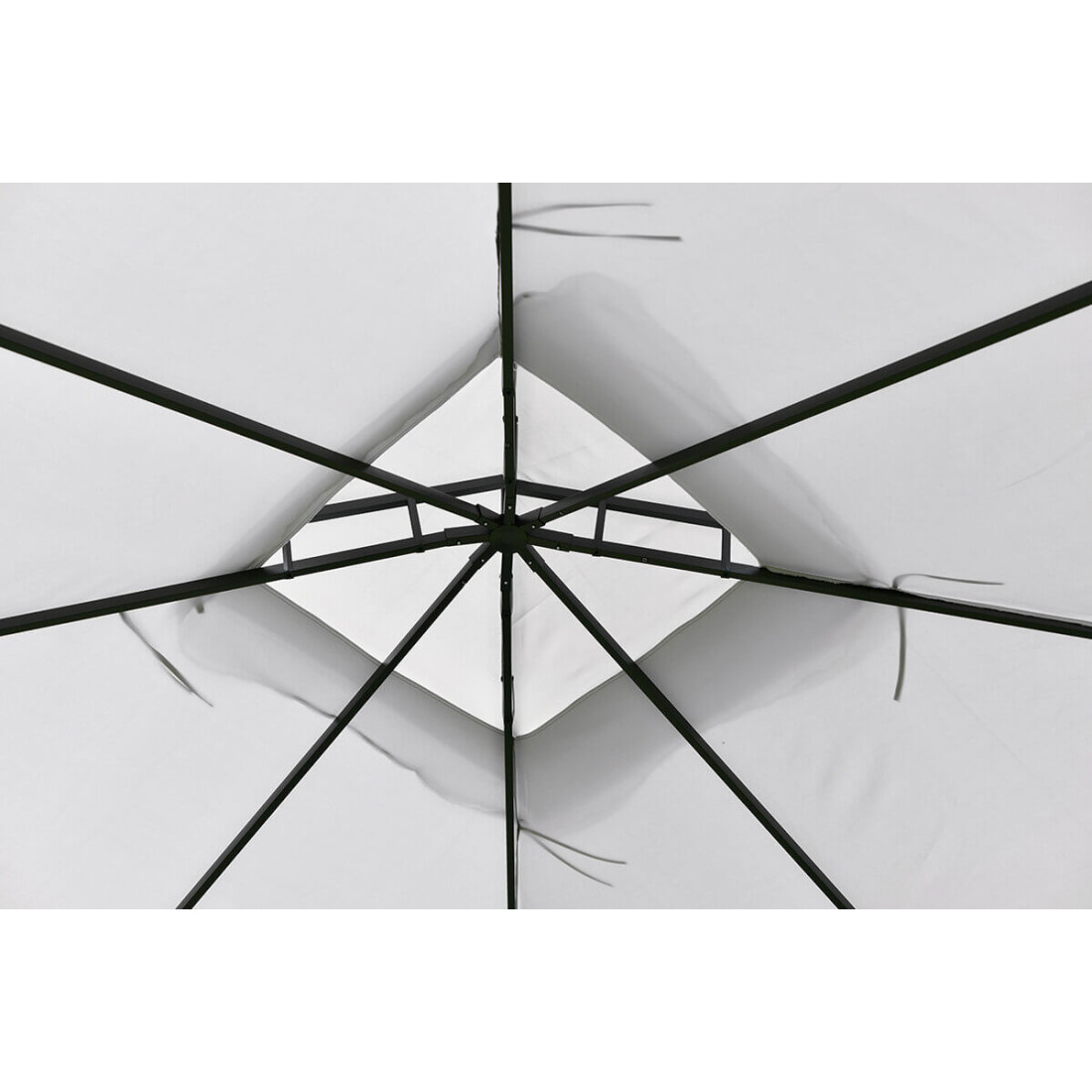 Widok od strony wewnętrznej na dach pawilonu