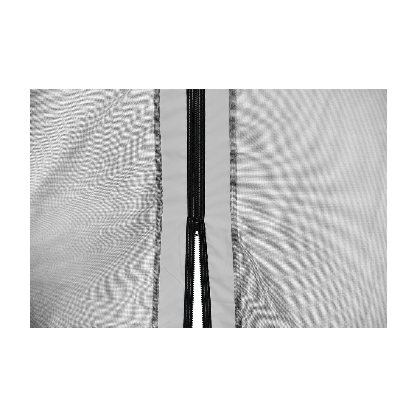 Widok na zapinanie moskitiery