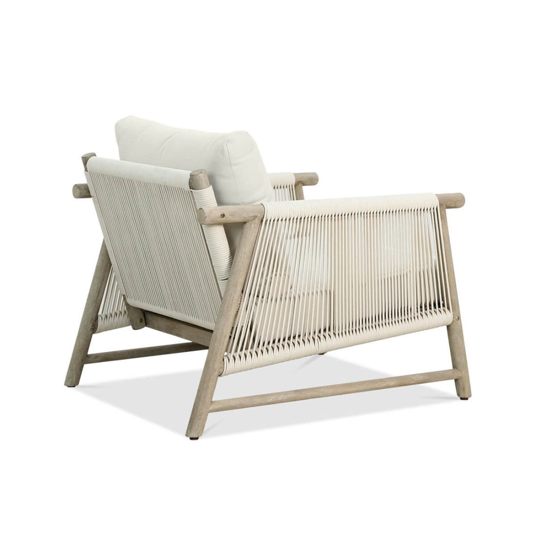 Widok na tył fotela z drewna akacjowego