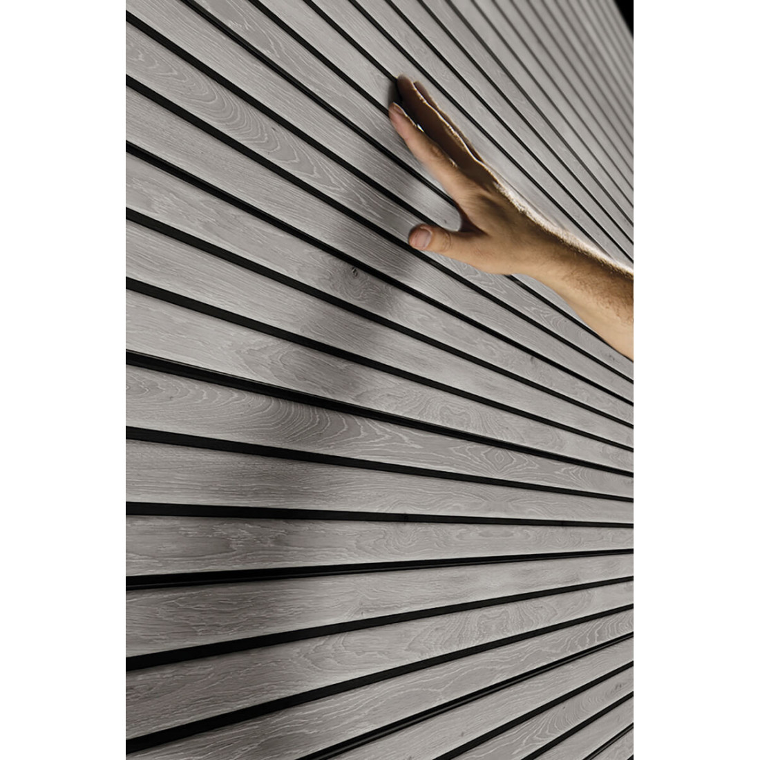 Struktura narzędziowni przypominająca drewno