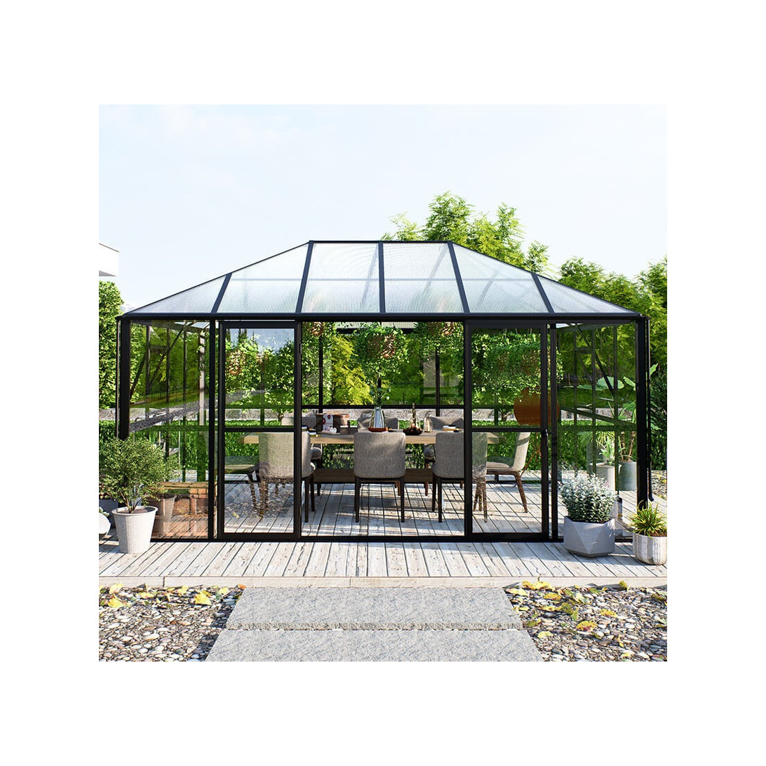 Oranżeria Brodway Black Gutroof Solid PC widok od frontu w ogrodzie