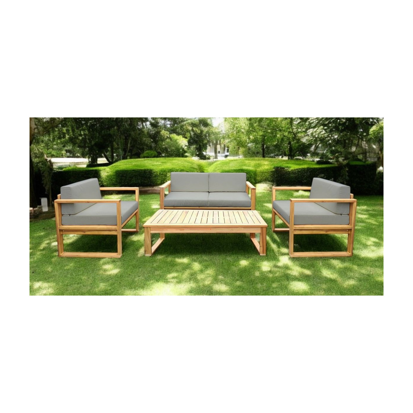 Aranżacja w leśnym tarasie drewnianych mebli kawowych dali caffe z drewna akacjowego