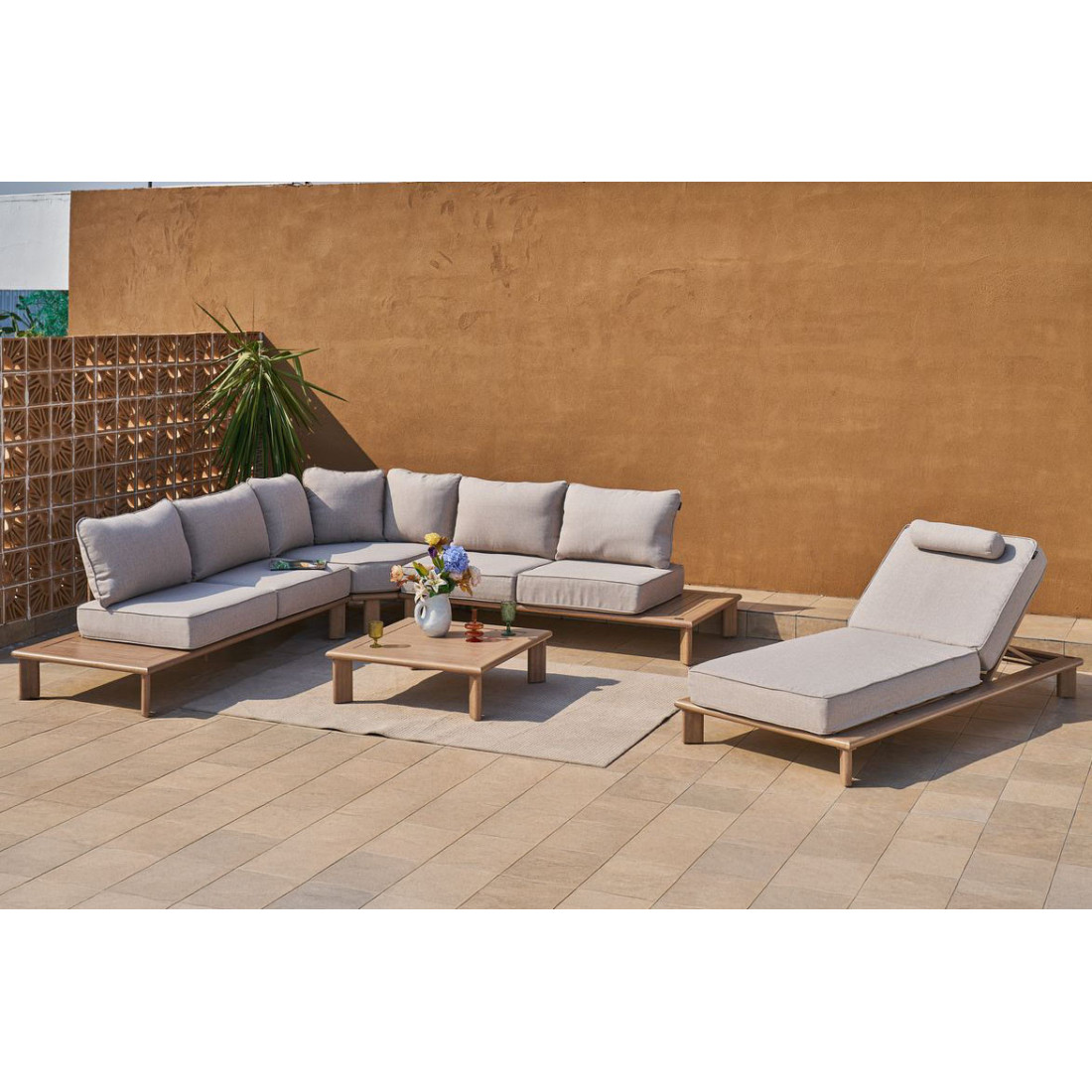 przykładowa aranżacja leżaka i zestawu narożnego magellan