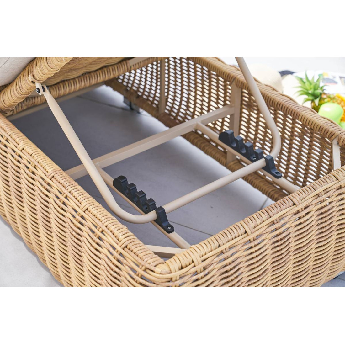 kilku stopniowy mechanizm regulacji oparcia w leżaku Jakarta