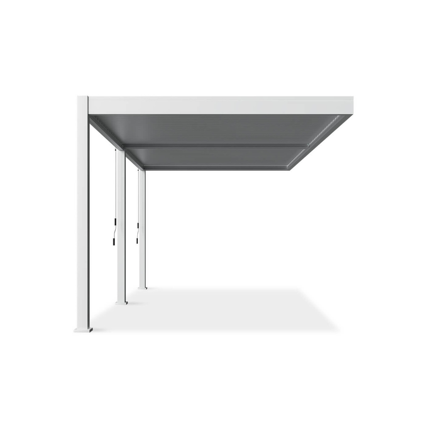 Widok pod kątem białej pergoli tarasowej Elegance Wall 3x6 marki Gutroof.