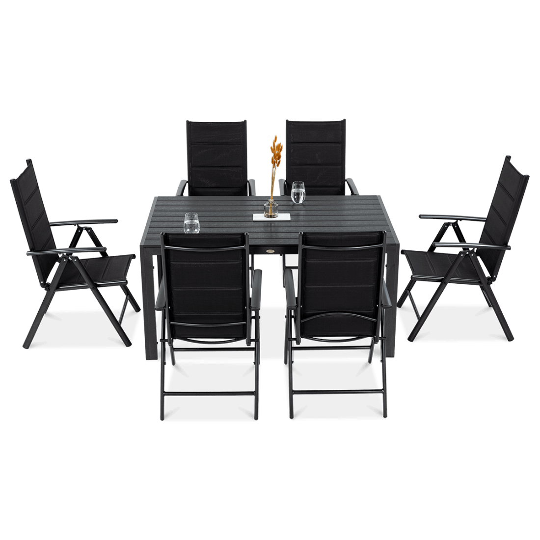 krzesła ogrodowe i stół ogrodowy