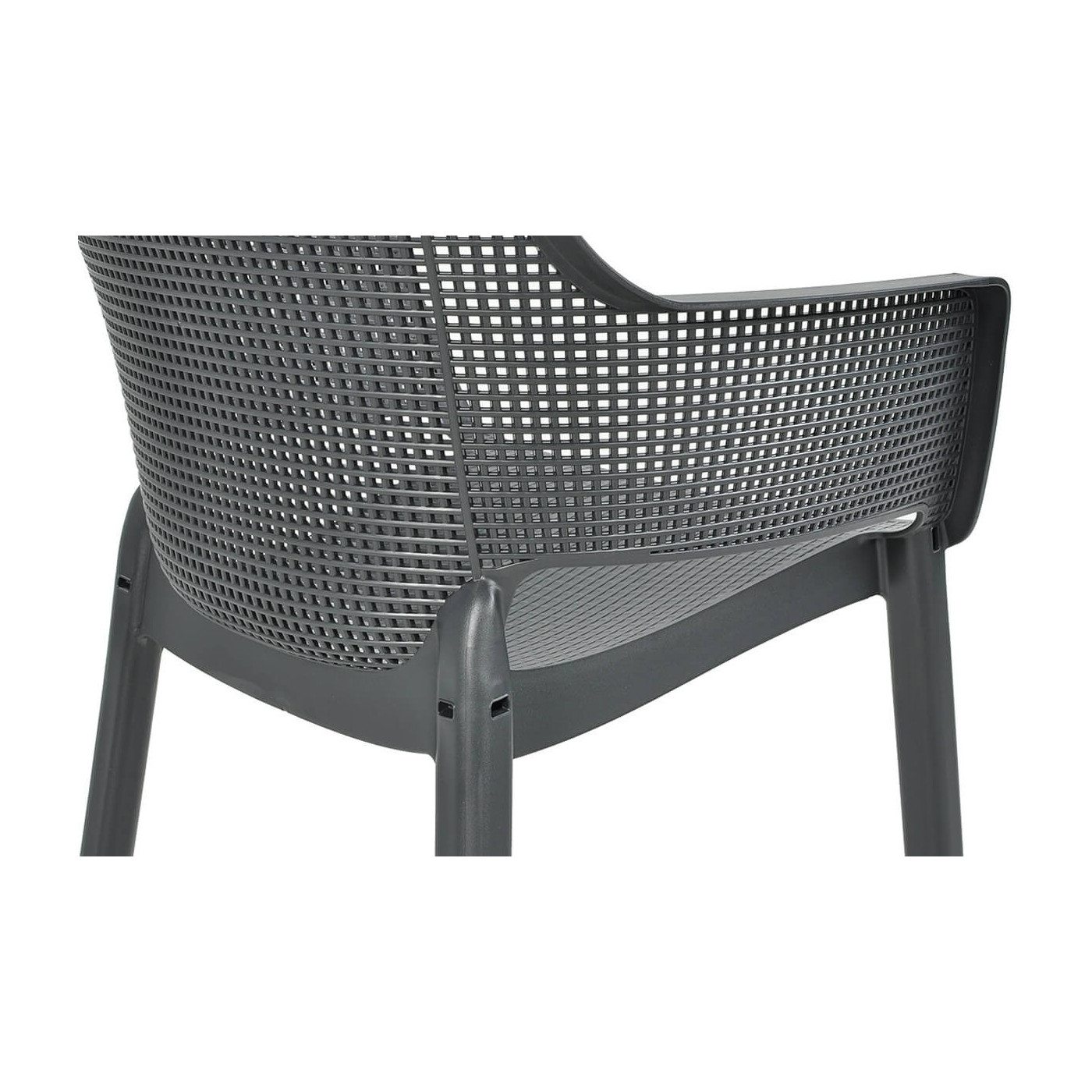 Zbliżenie na dziurkowane oparcie krzesła Elise