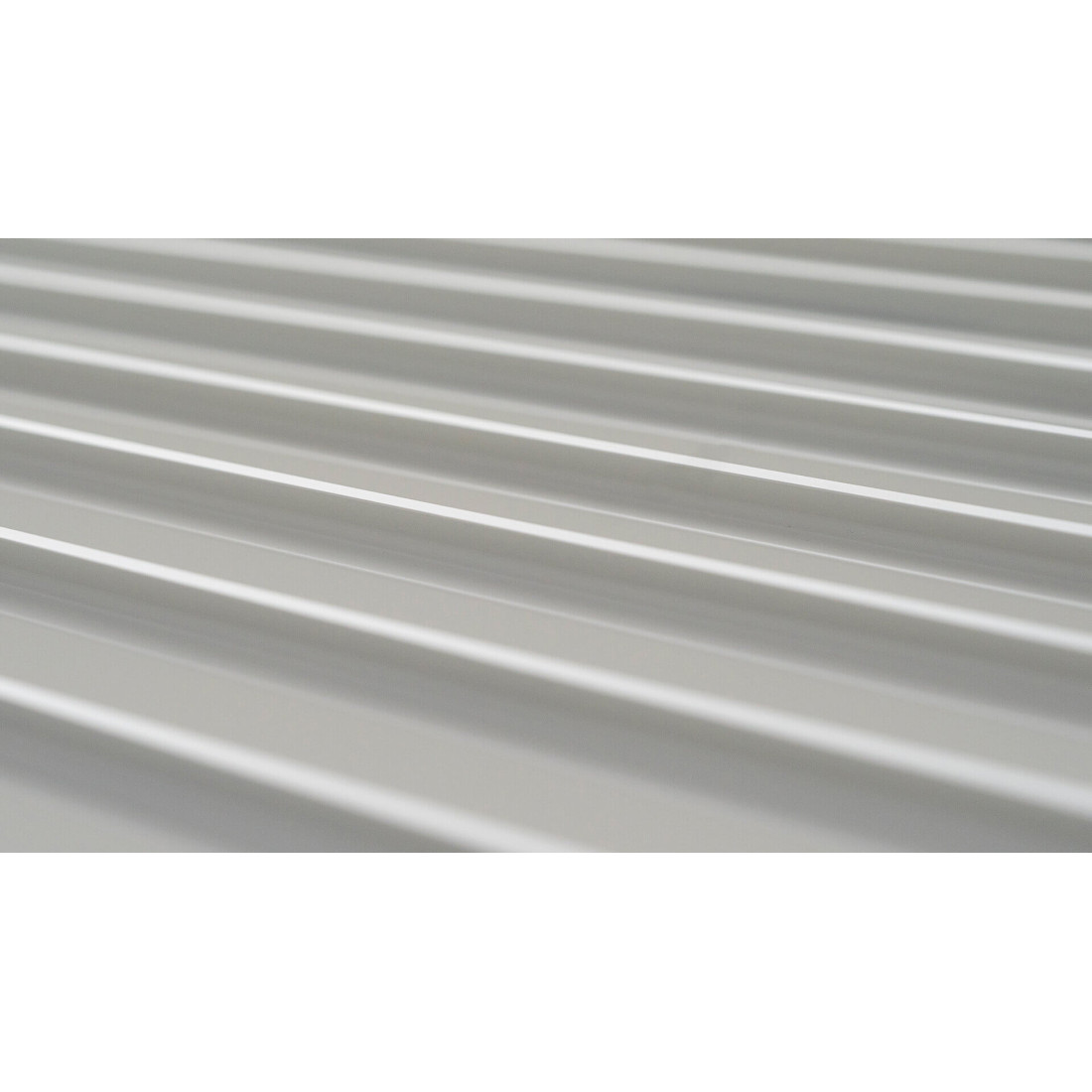 Detale dachu pergoli ogrodowej 3x4 Premium Wall White Gutroof