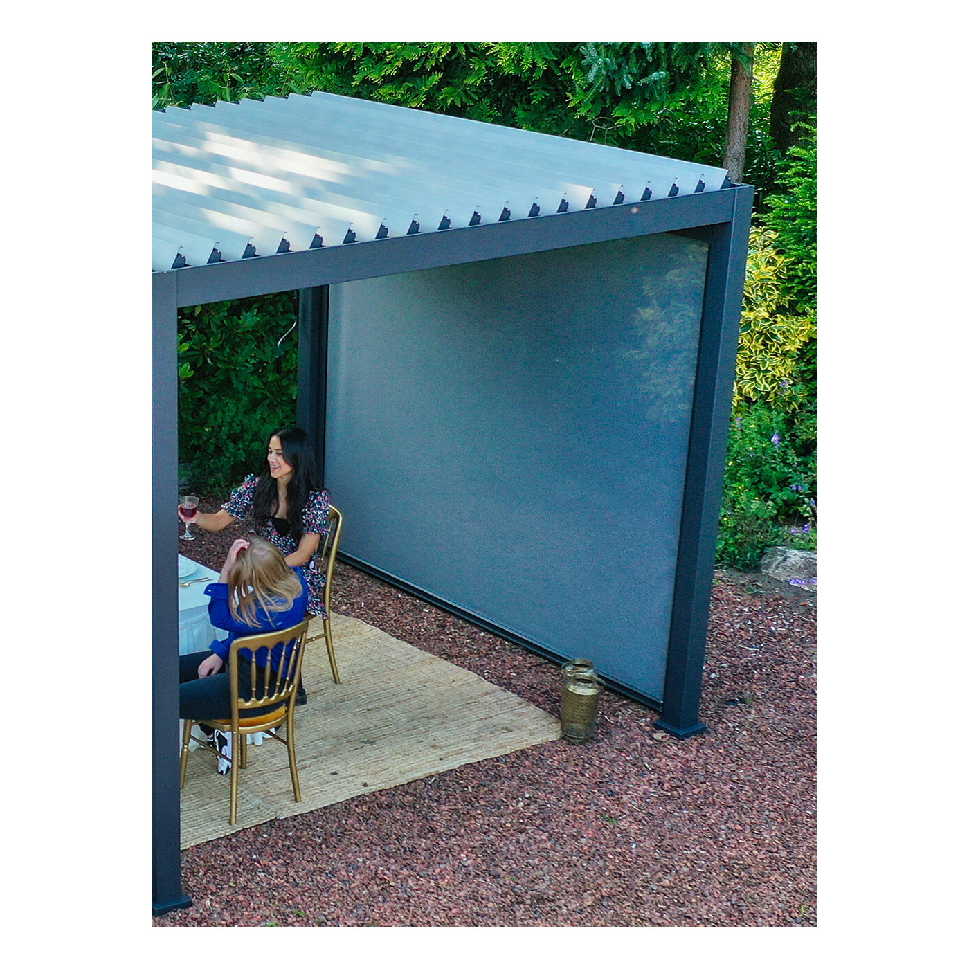 Roleta opuszczana do pergoli Premium wersji 3m Anthracite Gutroof (4)