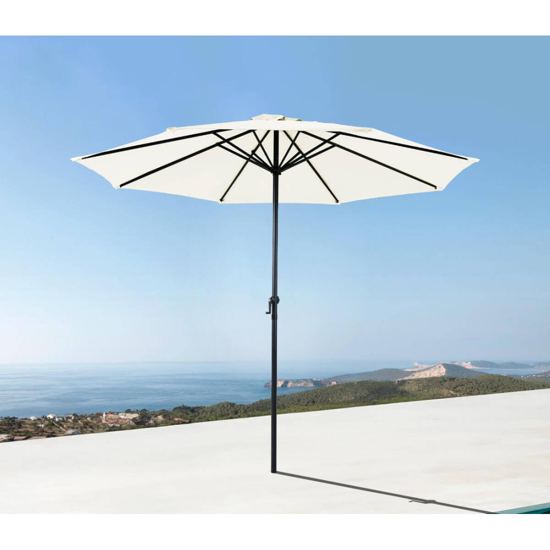 Wizualizacja parasola Moorea od firmy Focus Garden na tle oceanu