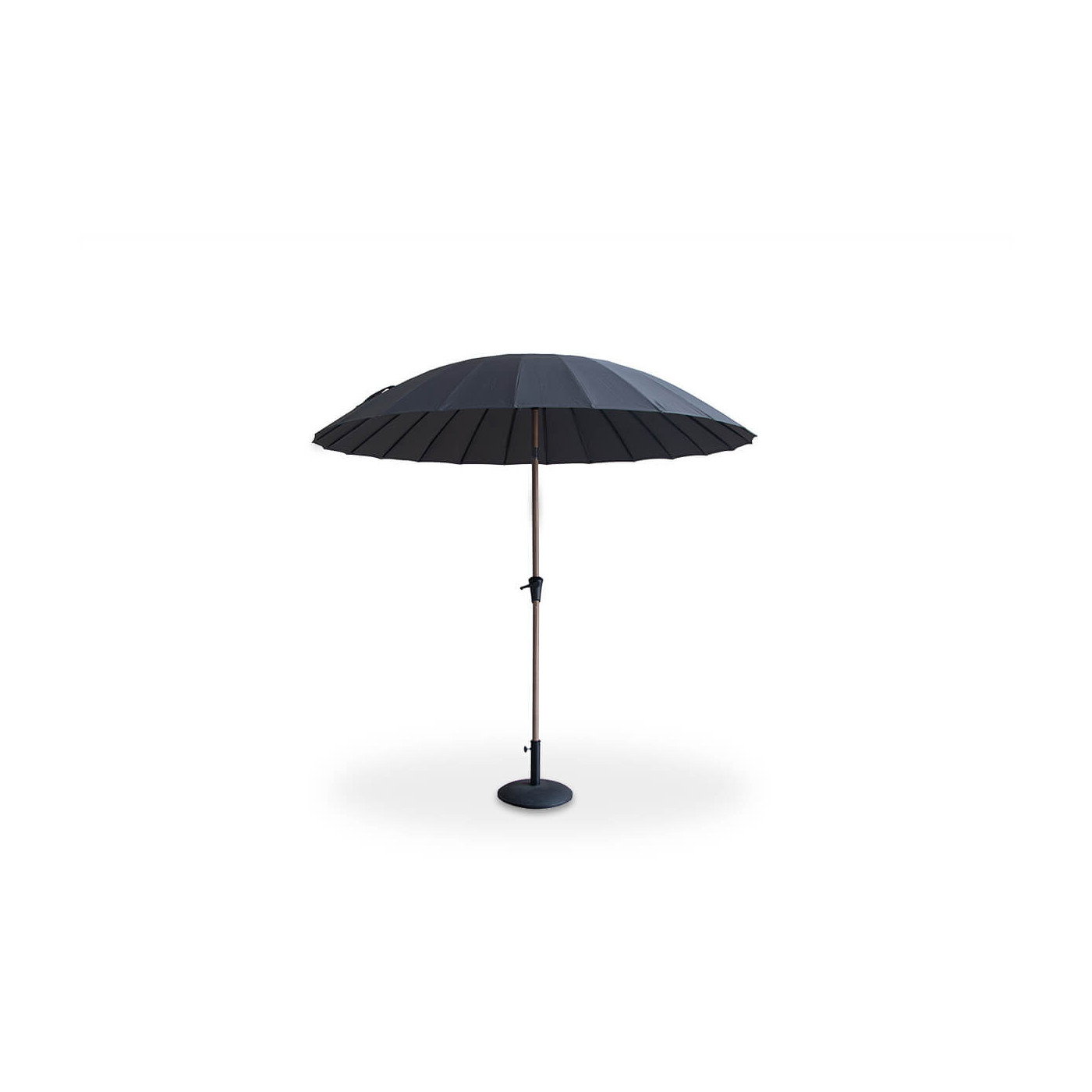 parasol z drewnianym masztem phuket wood