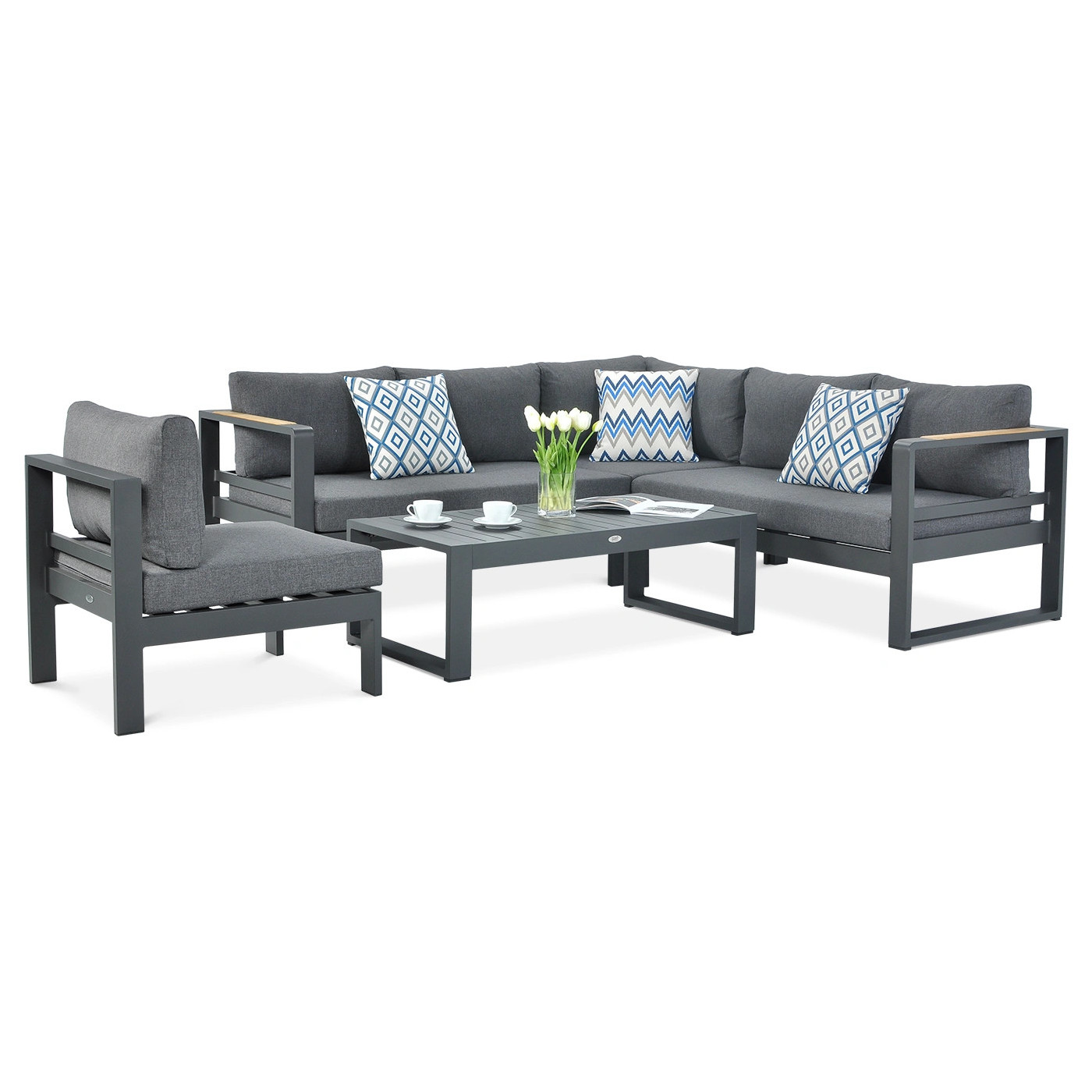 Stylowy i wygdony narożnik wypoczynkowy na taras PANAMA w odcieniach czerni z dodatkowym fotelem 