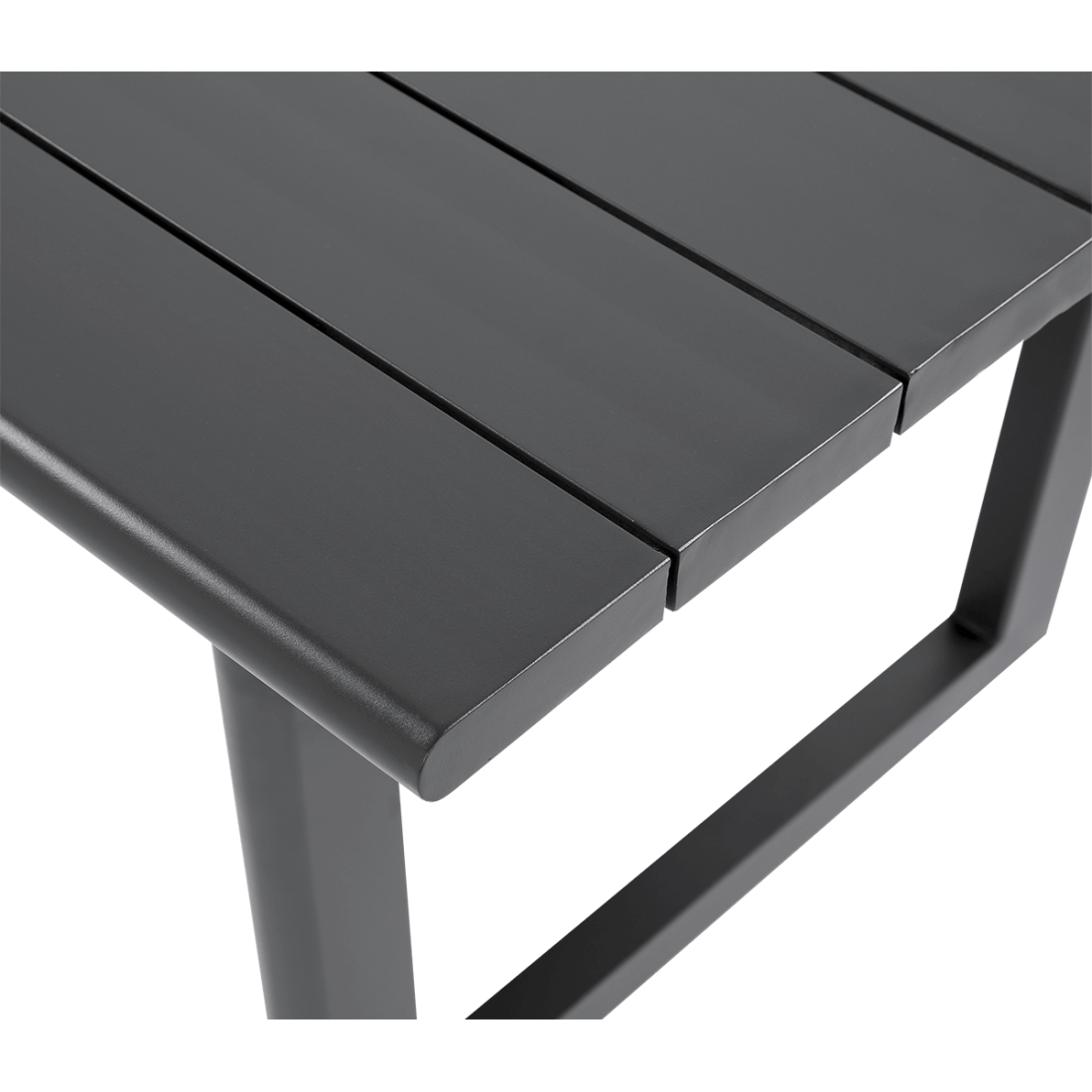 Zbliżenie na aluminiowy blat stołu jadalnianego w kolorze czarnym z zestawu LOTUS dining