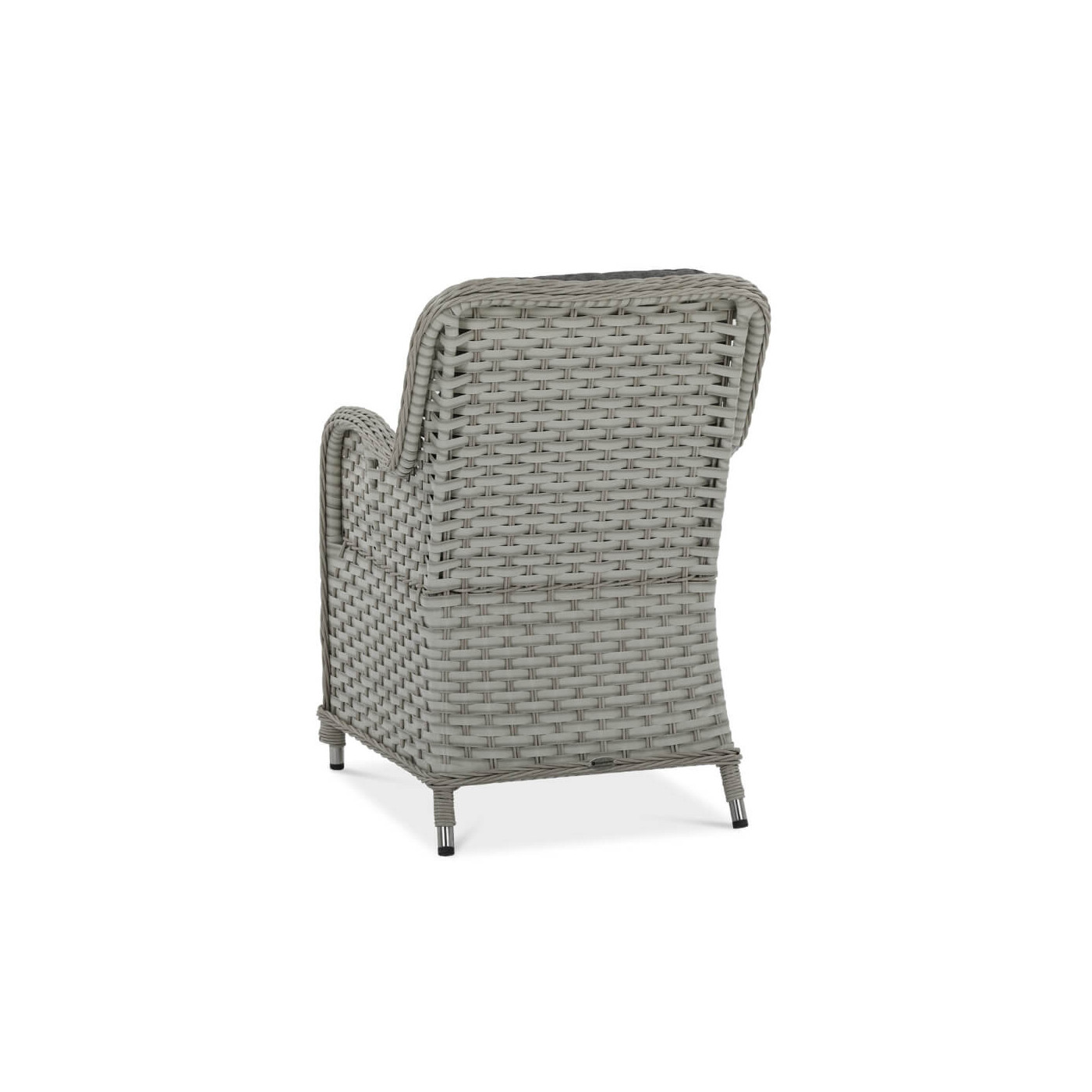 Zbliżenie na fotel z technorattanu