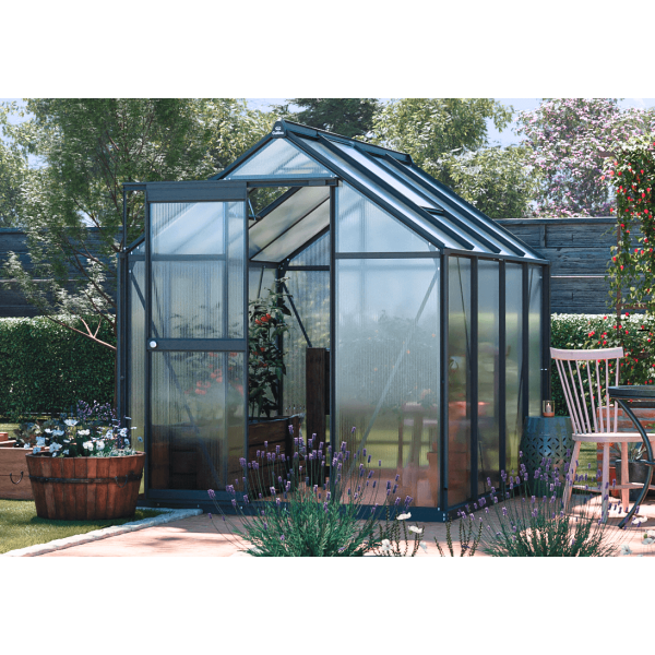 czarna szklarnia z poliwęglanu slide in w aranżacji