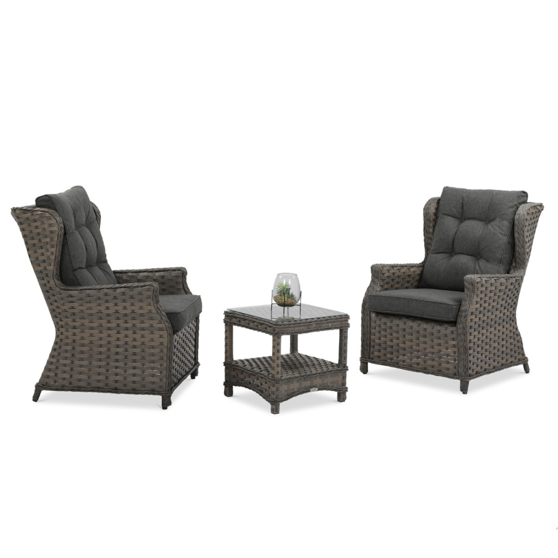 Tył fotela z technorattanu