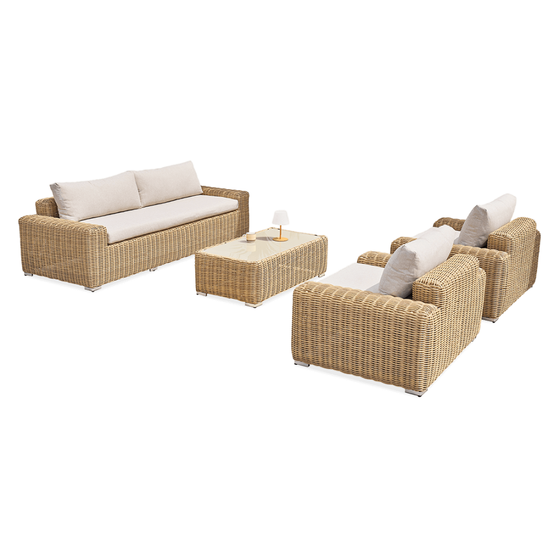 Dwa fotele, sofa i stół wchodzące w skład zestawu JAKARTA CAFFE Beige