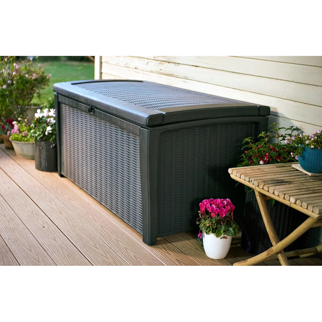 BORNEO ANTHRACITE CHEST