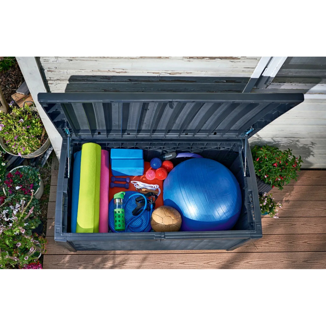 BORNEO ANTHRACITE CHEST