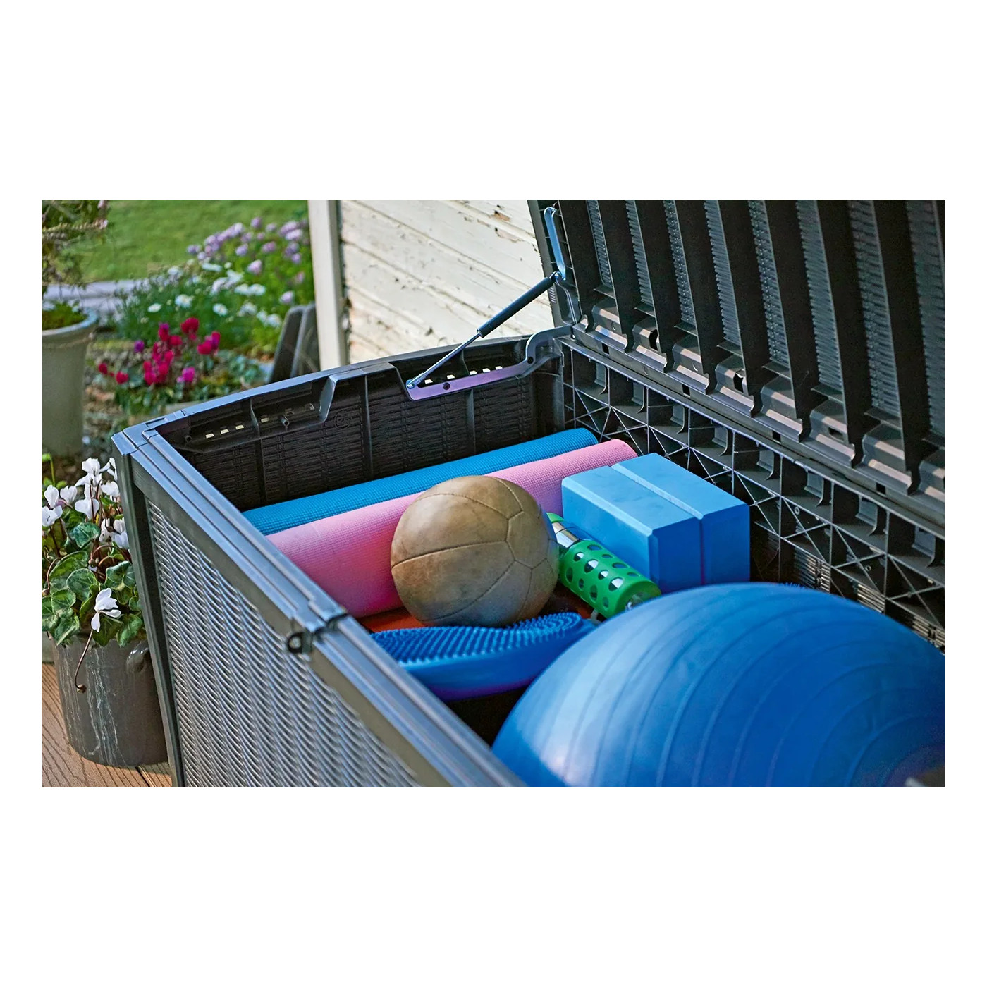 BORNEO ANTHRACITE CHEST