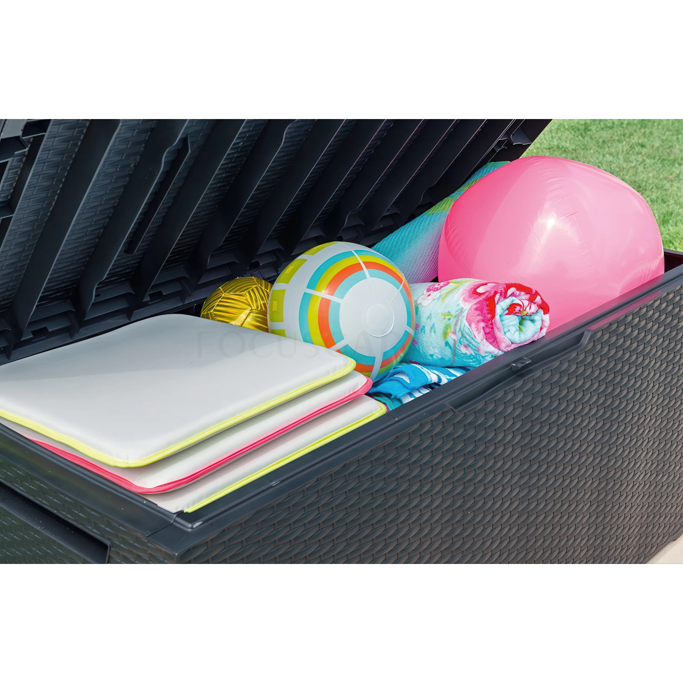 CAPRI RATTAN BROWN CHEST