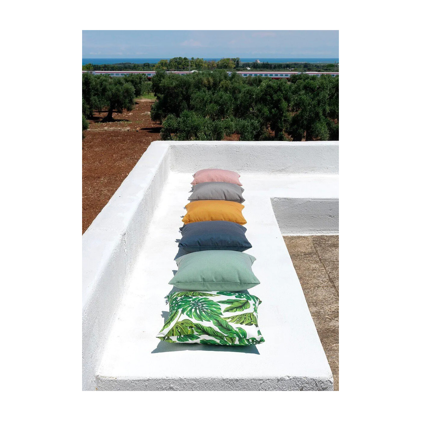 PASSEPARTOUT THE VERDE CUSHION