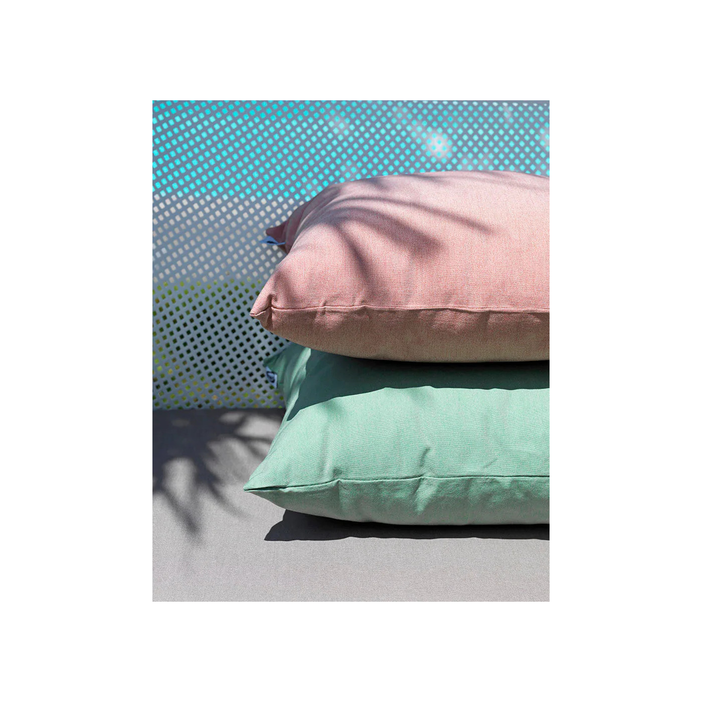 PASSEPARTOUT THE VERDE CUSHION